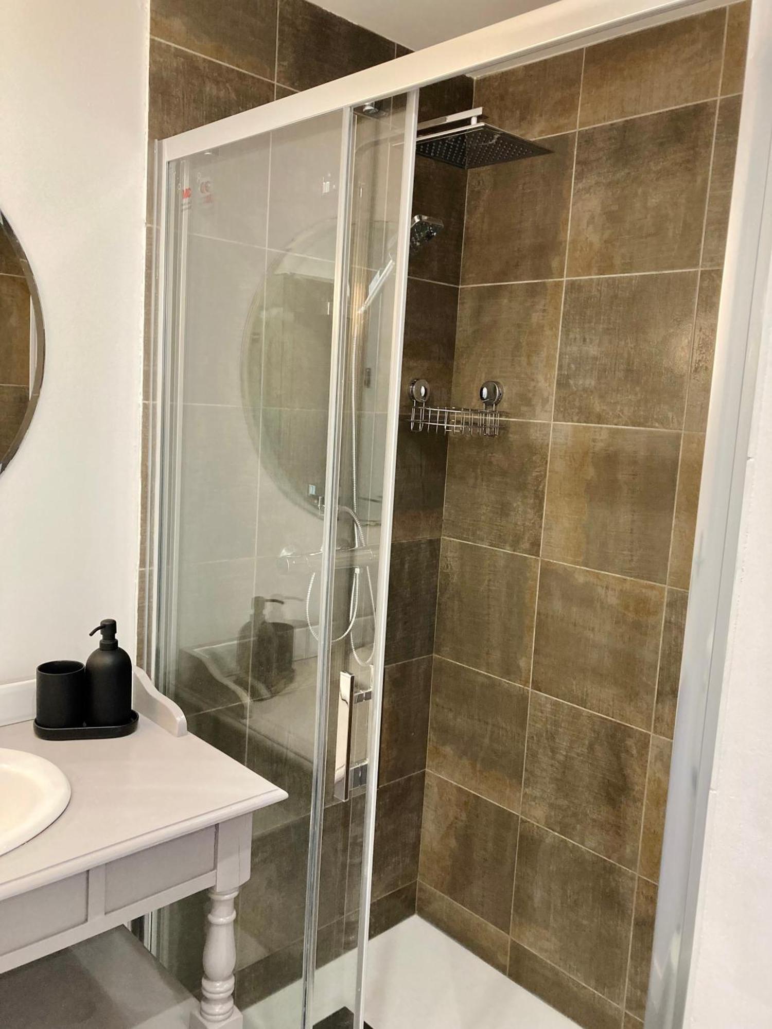 Le Nivolet, Cosy Appartement Chambéry Kültér fotó